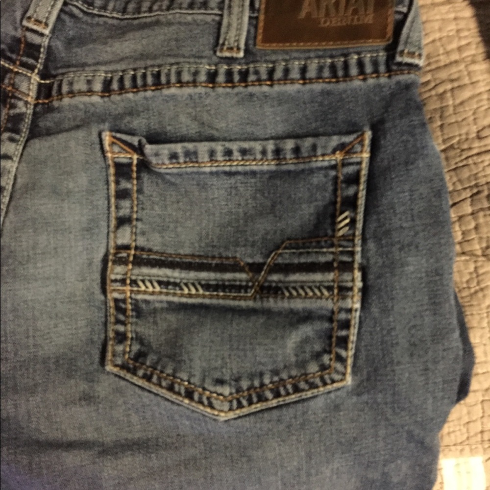Arita Jeans